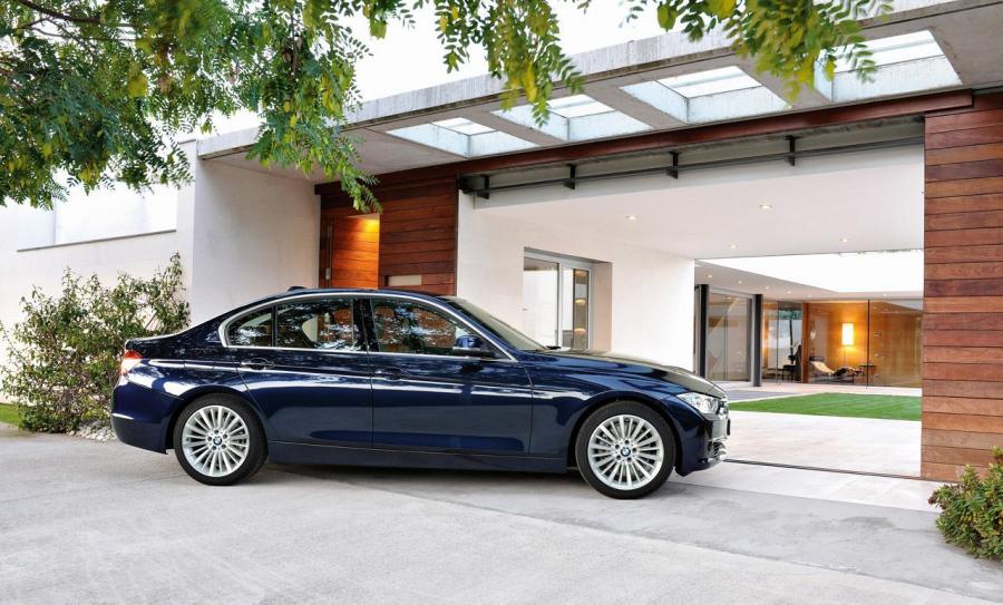  BMW 3-Series 2012 года  (фото 103 из 191)